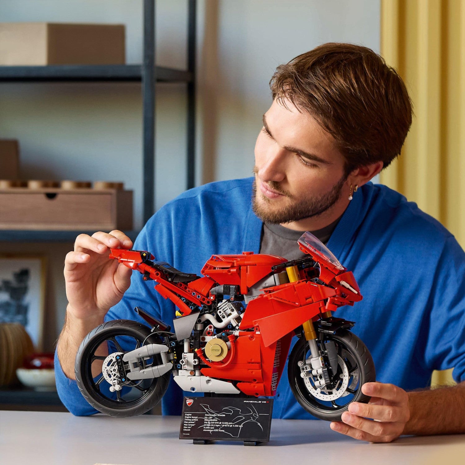 Lego Technic Motocicletta Ducati Panigale V4 S 42202