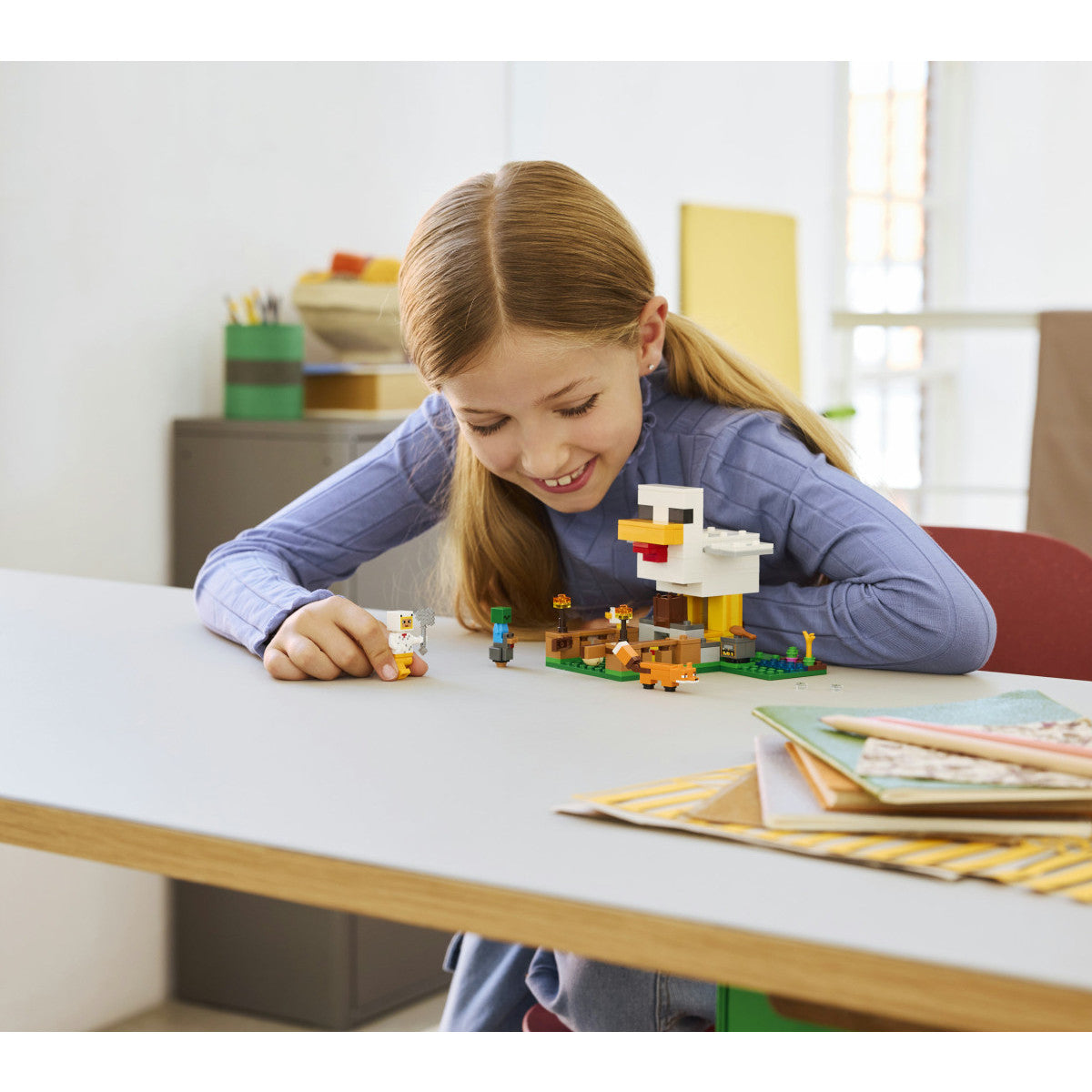 LEGO Minecraft Fattoria di Galline 21585 Set da Costruzione 233 Pezzi per Bambini 7 Anni