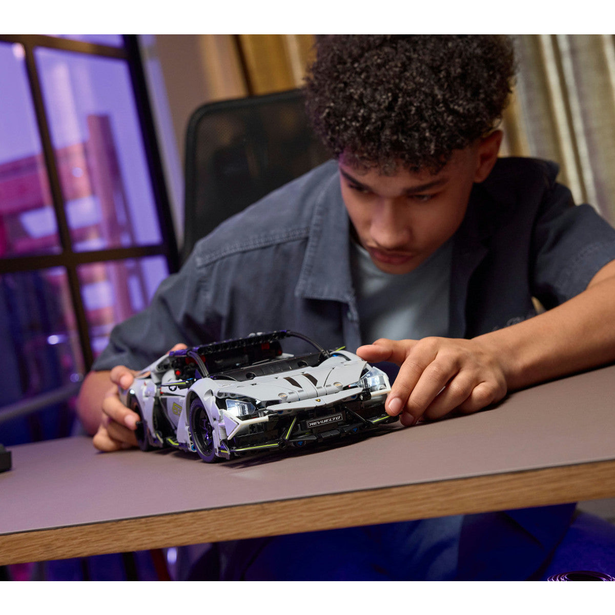 LEGO Technic Lamborghini Revuelto 42214 Auto Telecomandata 10 Anni 1135 Pezzi